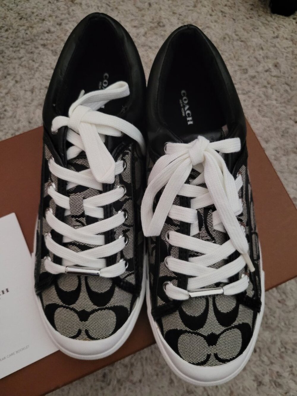 NIB Classic Coach Francesca  12 CM/MET Sneakers - 9M
